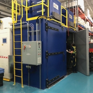 Custom Aging Oven by Eastman Manufacturing Inc. in Mississauga, Ontario.